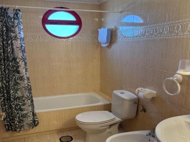Apartamento en primera línea de playa en Villajoyosa – Vistas al mar