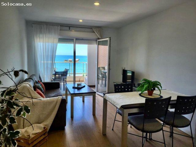 Apartamento en Primera Línea del Paseo Marítimo del Rincón de la Victoria