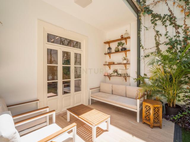 Apartamento Encantador com Jardim Privativo — Santo António, Lisboa