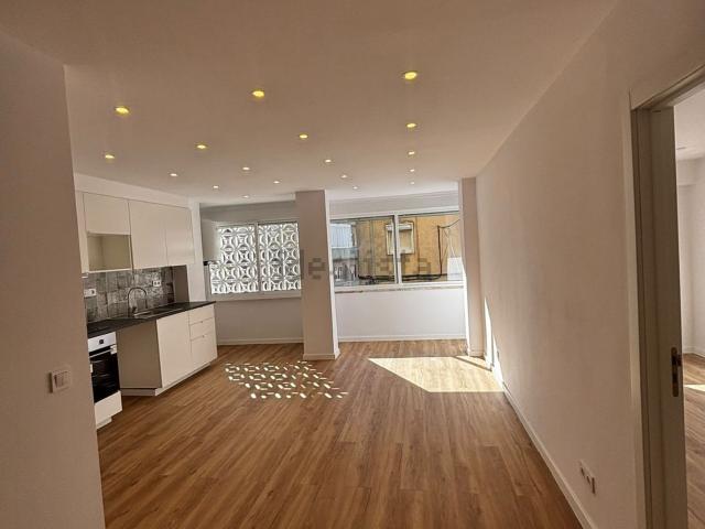 Apartamento, Encosta do Sol