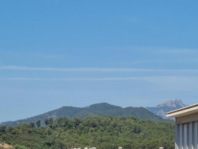 Apartamento entero 3 habitaciones 2 baños en Terrassa
