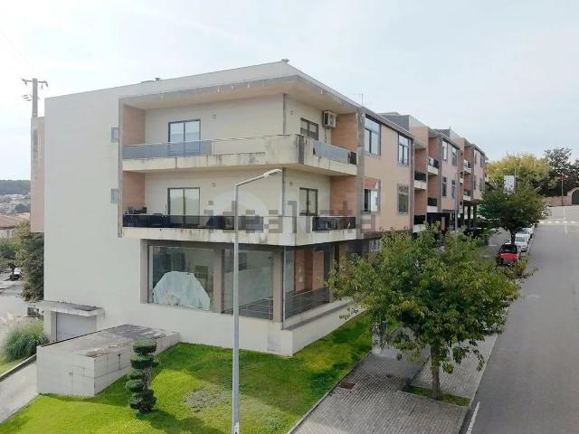 Apartamento, Esmeriz