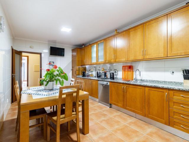 Apartamento, Escapães