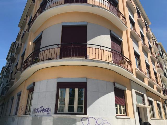 Apartamento espaçoso de 3 quartos disponível para alugar na cobiçada zona de Areeiro em Lisboa, perto do Campo Pequeno