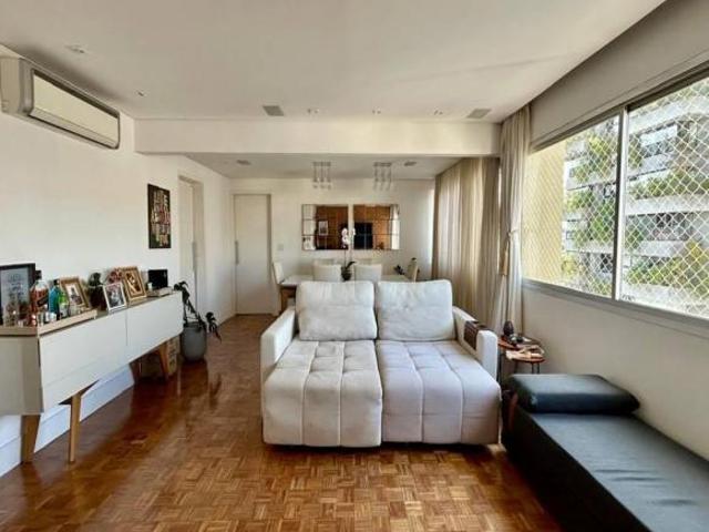 Apartamento Espaçoso e Moderno à Venda na Vila Olímpia com 124 m²!