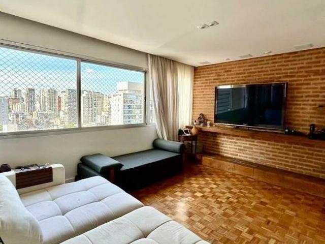 Apartamento Espaçoso e Moderno à Venda na Vila Olímpia com 124m²