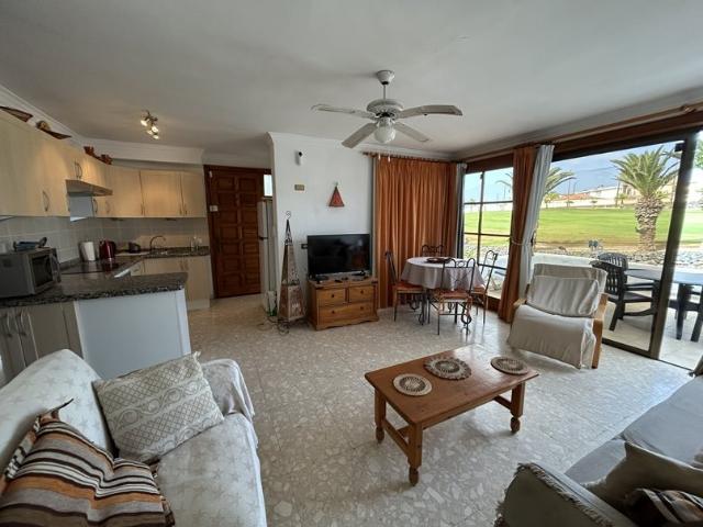 Apartamento espacioso en planta baja con dos dormitorios y d. 56m² Golf Del Sur