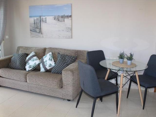 APARTAMENTO ESQUINERO CON ESPECTACULARES VISTAS AL MAR Y LAGO