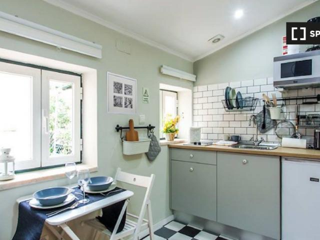 Apartamento estúdio para alugar em Misericórdia, Lisboa