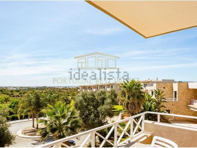 Apartamento, Estômbar e Parchal