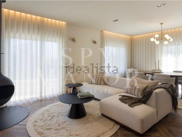 Apartamento, Estômbar e Parchal