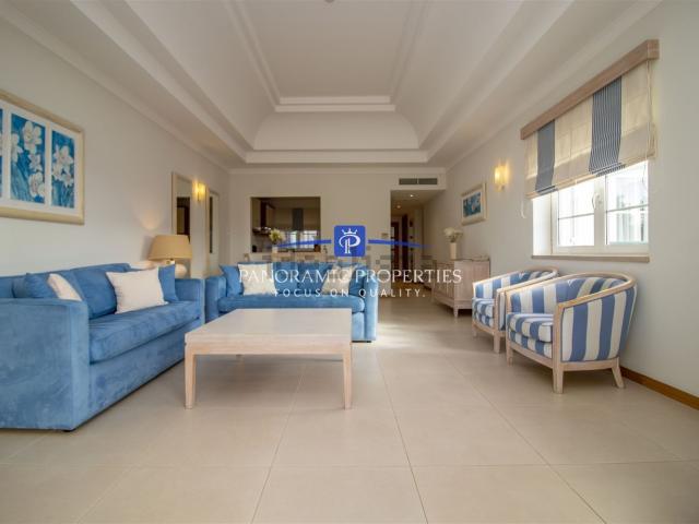 Apartamento, Estômbar e Parchal