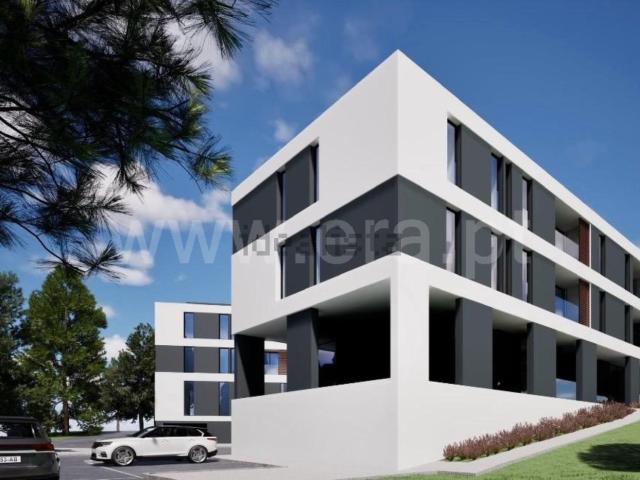 Apartamento, Estômbar e Parchal