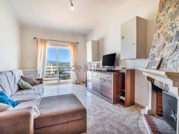 Apartamento, Estômbar e Parchal
