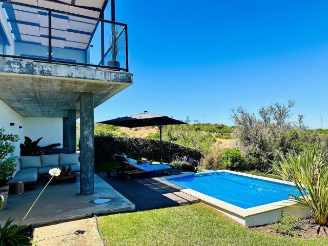 Apartamento, Estômbar e Parchal