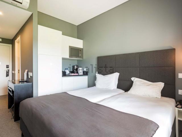Apartamento, Estômbar e Parchal