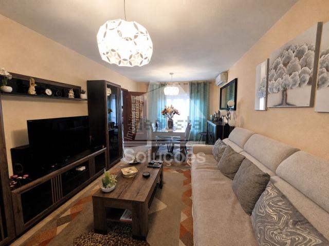 Apartamento, Estômbar e Parchal