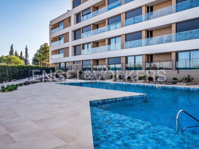 Apartamento, Estômbar e Parchal