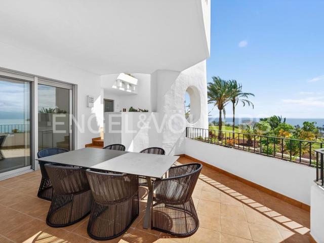 Apartamento exclusivo de 4 dormitorios en primera línea de g. 334m² Guía de Isora