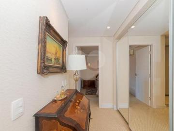Apartamento Exclusivo no Residencial Champagnat – Sofisticação e Conforto!