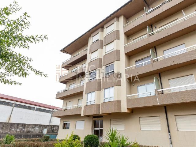 Apartamento, Fânzeres e São Pedro da Cova