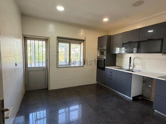 Apartamento, Fânzeres e São Pedro da Cova