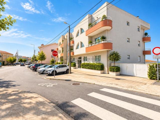 Apartamento, Fânzeres e São Pedro da Cova