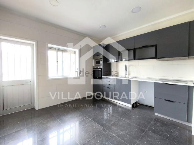 Apartamento, Fânzeres e São Pedro da Cova
