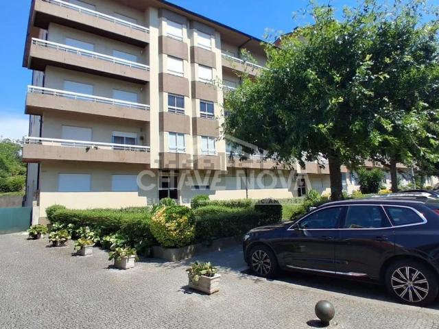 Apartamento, Fânzeres e São Pedro da Cova
