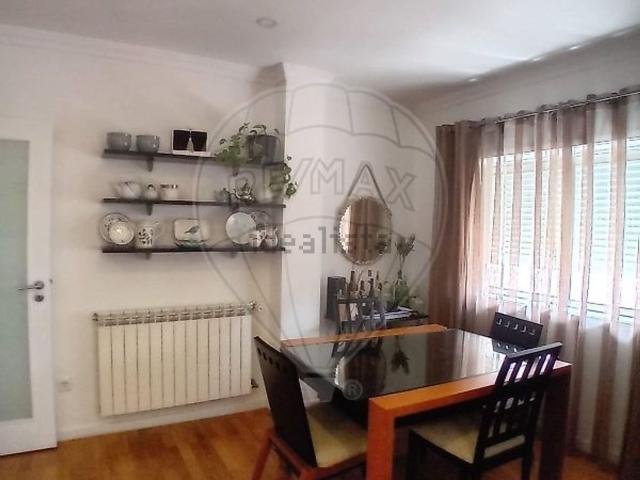 Apartamento, Fânzeres e São Pedro da Cova