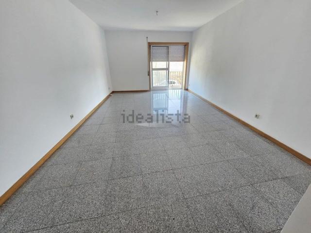 Apartamento, Fânzeres e São Pedro da Cova