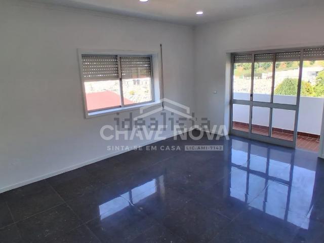Apartamento, Fânzeres e São Pedro da Cova