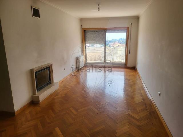 Apartamento, Fânzeres e São Pedro da Cova