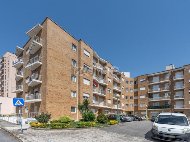 Apartamento, Fânzeres e São Pedro da Cova
