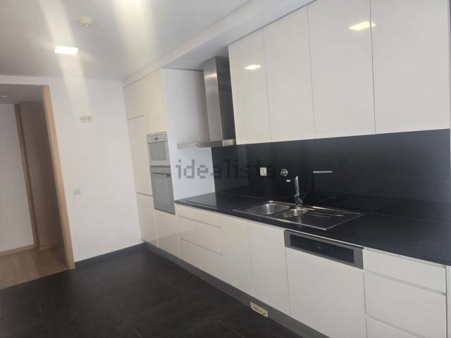 Apartamento, Fânzeres e São Pedro da Cova