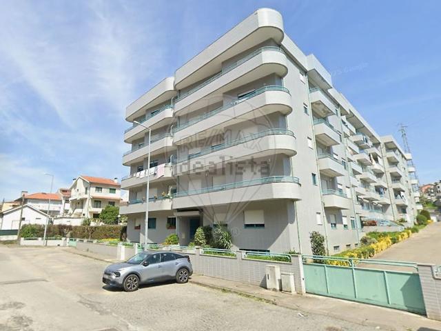 Apartamento, Fânzeres e São Pedro da Cova
