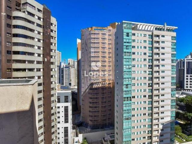Apartamento Face norte a venda no bairro Água verde com 119m² com uma vaga de garagem