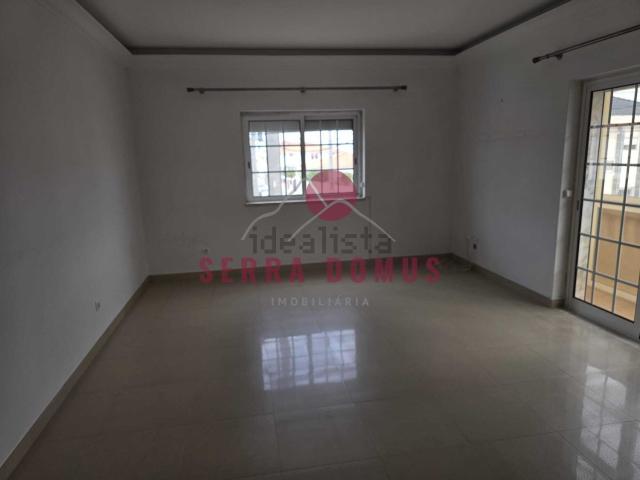 Apartamento, Fernão Ferro