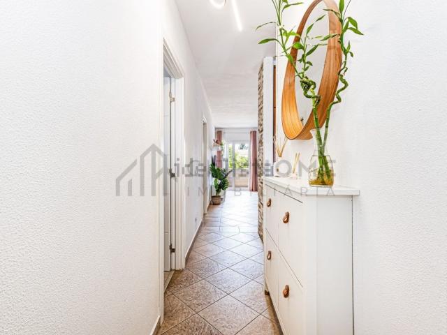 Apartamento, Ferreiras