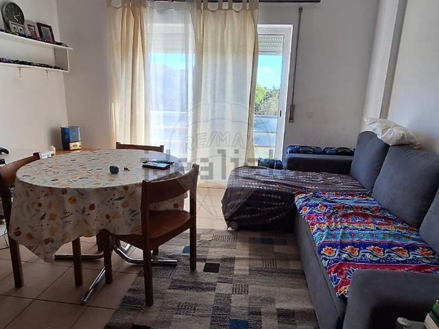 Apartamento, Ferreiras