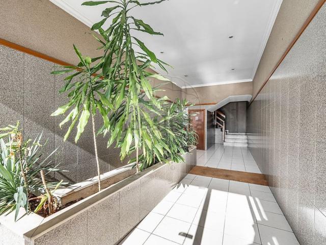 Apartamento, Ferreiros e Gondizalves