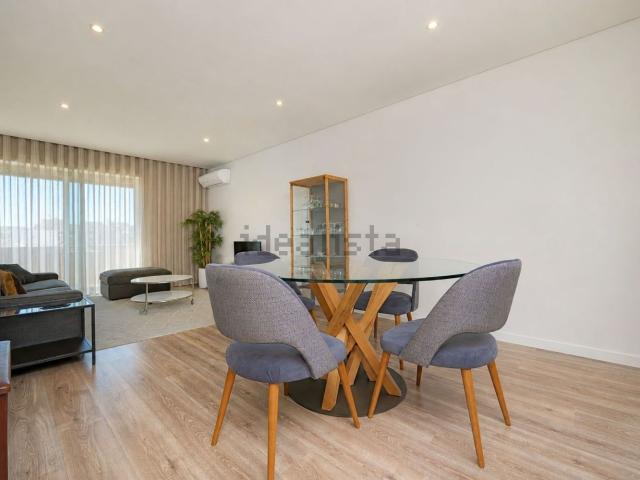 Apartamento, Ferreiros e Gondizalves