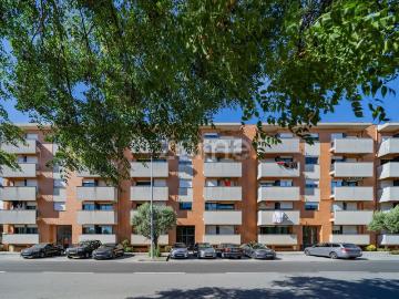 Apartamento, Ferreiros e Gondizalves