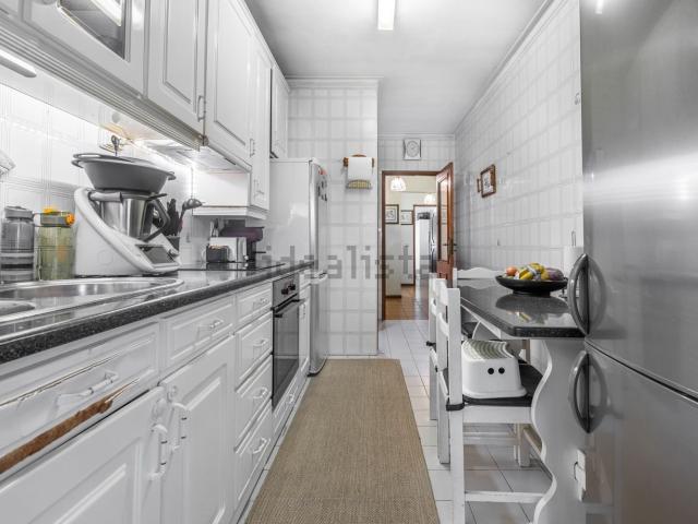 Apartamento, Ferreiros e Gondizalves