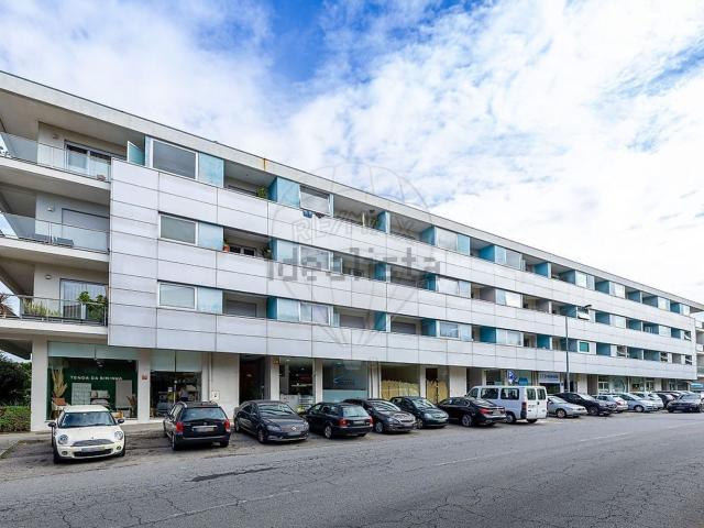 Apartamento, Ferreiros e Gondizalves
