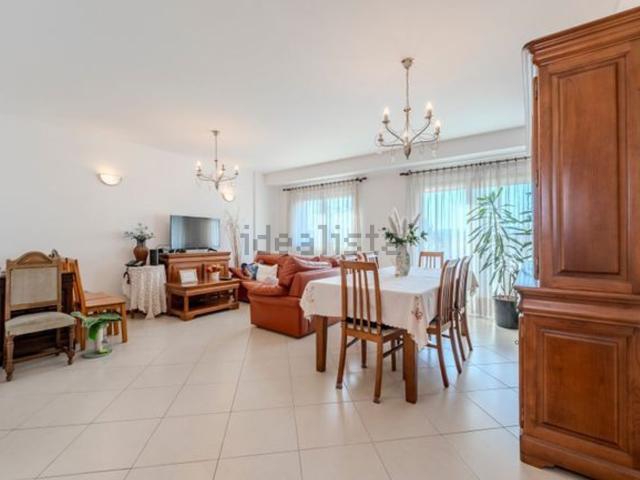 Apartamento, Ferreiros e Gondizalves