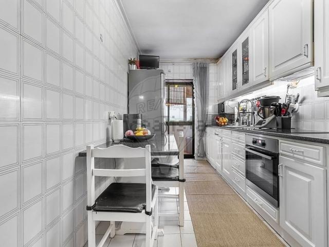 Apartamento, Ferreiros e Gondizalves