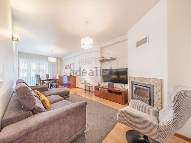 Apartamento, Ferreiros e Gondizalves