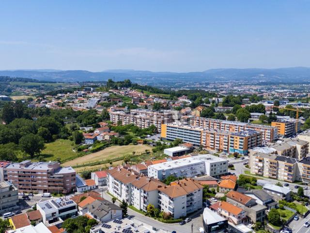 Apartamento, Ferreiros e Gondizalves