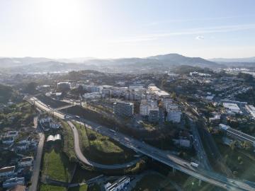 Apartamento, Ferreiros e Gondizalves